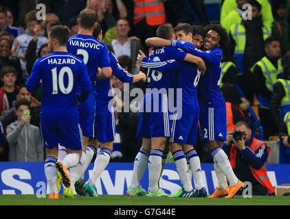 Chelsea Diego Costa célèbre le premier but de sa partie lors du match de la Barclays Premier League à Stamford Bridge, Londres. Banque D'Images