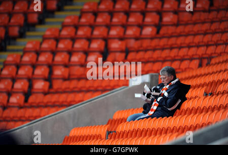 Football - Championnat Sky Bet - Blackpool / Birmingham City - Bloomfield Road.Les fans attendent dans les stands avant le jeu Banque D'Images