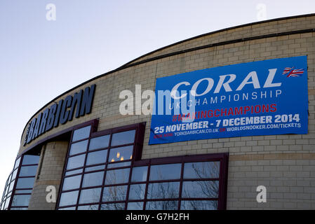 Marquage des coraux à l'extérieur du Barbican Center, York. APPUYEZ SUR ASSOCIATION photo. Date de la photo: Mardi 2 décembre 2014. Voir PA Story SNOOKER York. Le crédit photo devrait se lire comme suit : Simon Cooper/PA Wire Banque D'Images