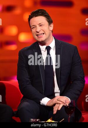 Jamie Oliver pendant le tournage du Graham Norton Show aux London Studios, dans le centre de Londres. Banque D'Images