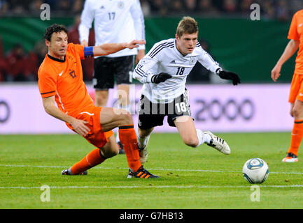 Mark van Bommel, Pays-Bas, Toni Kroos, Allemagne, international match de football, match amical, Allemagne - Pays-Bas 3:0 Banque D'Images