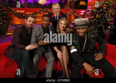 (De gauche à droite) Danny Dyer, Jamie Foxx, Graham Norton, Cameron Diaz et Usher pendant le tournage du Graham Norton Show aux London Studios, à Londres. Banque D'Images