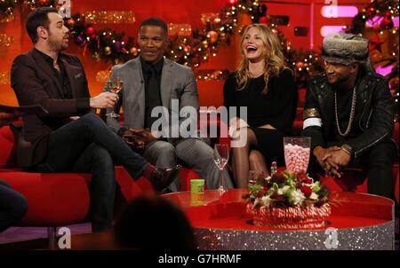 (De gauche à droite) Danny Dyer, Jamie Foxx, Cameron Diaz et Usher pendant le tournage du Graham Norton Show aux London Studios, à Londres. Banque D'Images