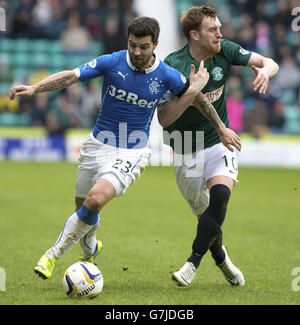 Soccer - Championnat de Ligue écossaise - Hibernian v Rangers - Easter Road.Richard Foster des Rangers (à gauche) et Liam Craig de Hibernian (à droite) lors du match du championnat de la Ligue écossaise à Easter Road, Édimbourg. Banque D'Images