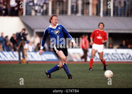 Football allemand - Bundesliga - SV Hamburg / Bayern Munich. Horst Hrubesch, SV Hamburg Banque D'Images