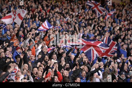 Les Rangers fans lors de la COUPE DE la Ligue DES communautés écossaises QTS, demi-finale à Hampden Park, Glasgow. Banque D'Images