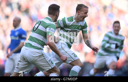 Soccer - QTS Scottish Communities League Cup - semi final - Celtic v Rangers - Hampden Park.Le Celtic Leigh Griffiths célèbre son but lors de la COUPE DE Ligue DES communautés écossaises QTS, demi-finale à Hampden Park, Glasgow. Banque D'Images