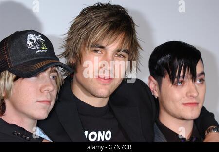 De gauche à droite : James Bourne, Charlie Simpson et Matt Willis. Banque D'Images