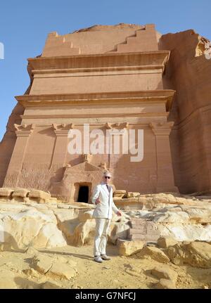 Le prince de Galles est présenté autour d'Al Ula en Arabie Saoudite, le cinquième jour de sa tournée au Moyen-Orient. Banque D'Images