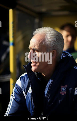 Football - Championnat SkyBet - Norwich City / Ipswich Town - Carrow Road.Mick McCarthy, directeur de la ville d'Ipswich, sur la ligne de contact Banque D'Images