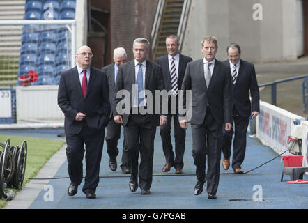 Soccer - Rangers EGM arrivées - Ibrox.John Gilligan, Paul Murray et Dave King après l'EGM des Rangers à Ibrox, Glasgow. Banque D'Images