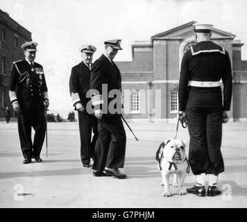 Militaires - Bulldog Vectis King - Portsmouth Banque D'Images