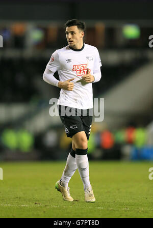 Football - Championnat Sky Bet - Derby County v Charlton Athletic - iPro Stadium. George Thorne, comté de Derby. Banque D'Images