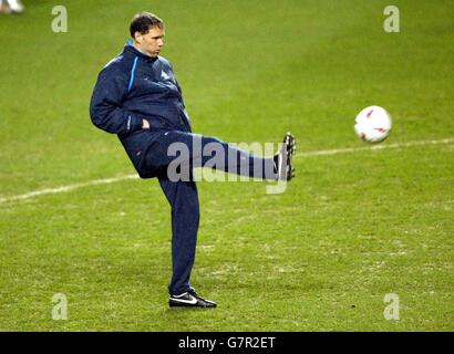 Football - International friendly - Angleterre v Hollande - Holland Training - Villa Park. L'entraîneur de Hollande Marco van Basten pendant l'entraînement Banque D'Images