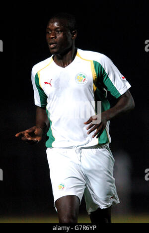 Football - International friendly - Cameroun / Sénégal - Stade Dominique Duvauchelle. Amdy Faye, Sénégal Banque D'Images