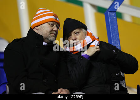 Football - Championnat Sky Bet - Birmingham City / Blackpool - St Andrew's.Les fans de Blackpool dans les stands pendant le match contre Birmingham Banque D'Images