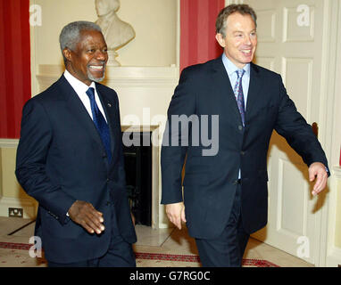 Tony Blair rencontre Kofi Annan - No 10 Downing Street Banque D'Images