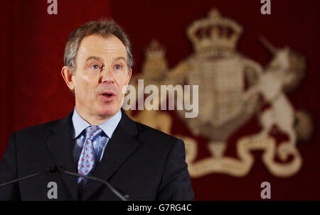 Tony Blair rencontre Kofi Annan Banque D'Images