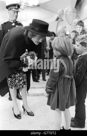 Image - Prince et Princesse de Galles - Chesterfield Banque D'Images