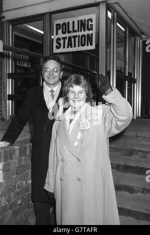 Politique - l'élection partielle de Greenwich - bureau de vote, l'église St Marc Banque D'Images