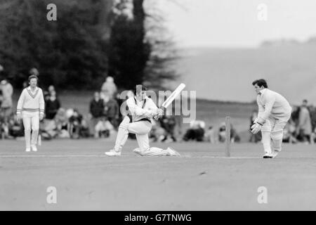 Cricket - Tour Match - Duke of Norfolk's XI v Australia - Arundel.Ian Chappell (c) de l'Australie Banque D'Images