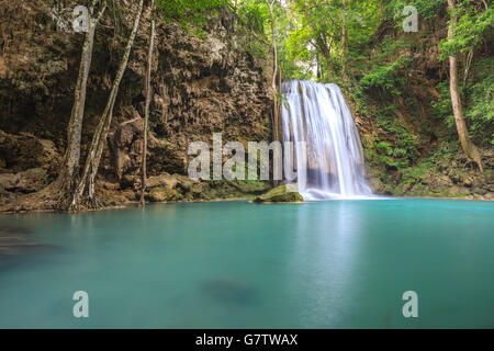 Chute d'eau d'Erawan, Kanchanaburi, Thaïlande Banque D'Images