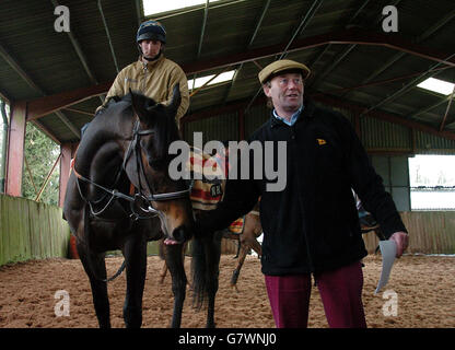 Les courses de chevaux - Nicky Henderson d'équitation Journée Portes Ouvertes - Sept Barrows Banque D'Images