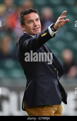 L'entraîneur en chef de rugby de Bath Mike Ford avant le match Aviva Premiership au terrain de loisirs de Bath. Banque D'Images