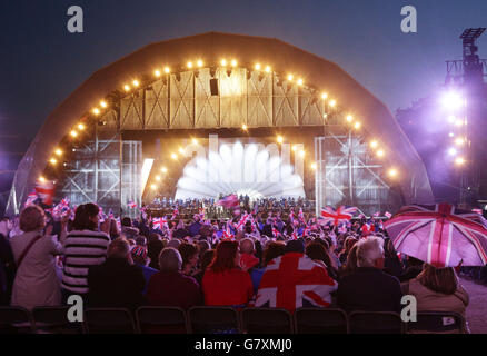 Une vue générale du VE Day 70: Un concert Party to Remember sur Horse Guards Parade, Whitehall, Londres. Banque D'Images