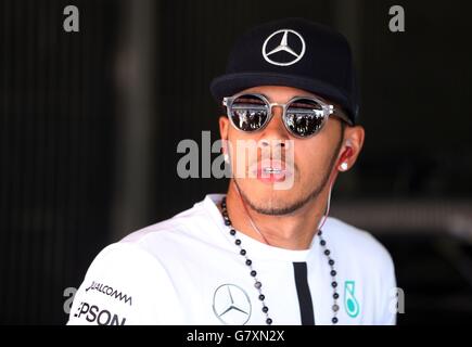 Formule 1 - Grand Prix d'Espagne - Journée de la course - circuit de Barcelone-Catalunya.Mercedes Lewis Hamilton avant le Grand Prix d'Espagne au circuit de Barcelone-Catalunya à Barcelone, Espagne. Banque D'Images