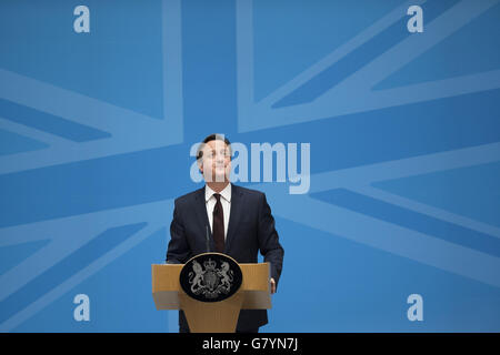 Le Premier ministre David Cameron prononce un discours sur l’immigration au siège social de Londres. Banque D'Images