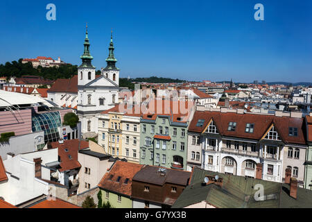 L'église Saint-Michel Brno Skyline Château de Spilberk, la vieille ville de Brno République tchèque Banque D'Images