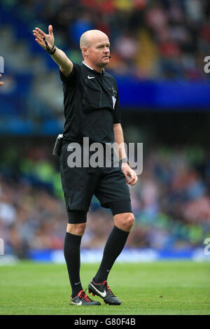 Soccer - Barclays Premier League - Chelsea / Sunderland - Stamford Bridge. Arbitre Lee Mason Banque D'Images