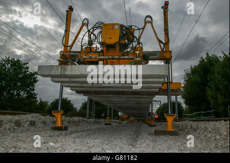 Le chantier en Bourne End en août 2003. Ce domaine a été crée un champ vert site d'assemblage de la Bourne End crossovers durant la côte ouest ML. Banque D'Images