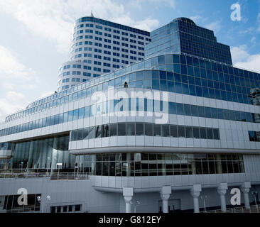 L'architecture moderne en centre-ville de Vancouver, Canada. Bâtiment de l'Est, Vancouver Convention Centre, Canada Place, Vancouver Banque D'Images