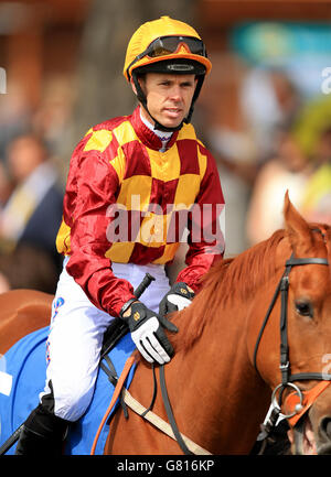 Courses hippiques - 2015 Dante Festival - Betfred Yorkshire Cup - York Racecourse. Graham Lee, jockey Banque D'Images