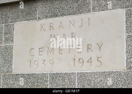 Entrée de la Commonwealth War Graves au cimetière Kranji, Singapour. Banque D'Images