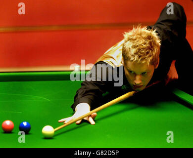 Snooker - Championnat du Monde 2005 de l'ambassade - Premier tour - Stephen Hendry v Neil Robertson - Le Creuset Banque D'Images