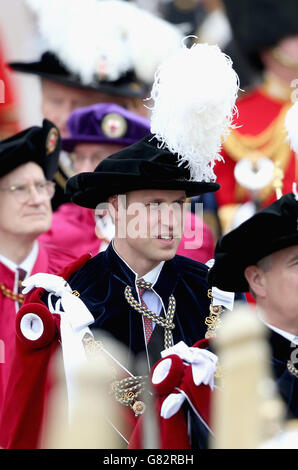 Le duc de Cambridge assiste à l'assemblée annuelle de l'ordre de la Jarretière Service à la Chapelle St George, le château de Windsor. Banque D'Images