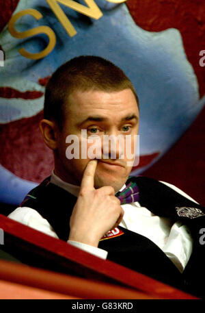 Snooker - Championnat du Monde 2005 de l'ambassade - Premier tour - Stephen Hendry v Neil Robertson - Le Creuset Banque D'Images