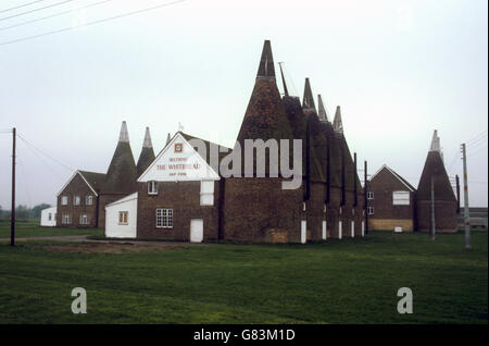 Bâtiments et monuments - Whitbread Oast House - East Peckham, Kent.Une maison Whitbread Oast à East Peckham, Kent. Banque D'Images