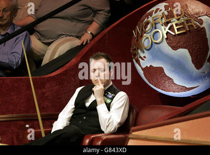 Snooker - Championnat du Monde 2005 de l'ambassade - Deuxième tour - Sean Murphy v John Higgins - Le Creuset Banque D'Images