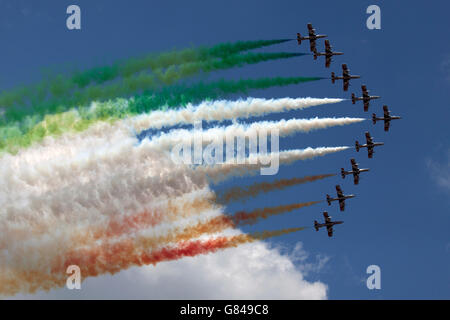 VOLKEL, Pays-Bas - 15 juin l'équipe de démo Frecce Tricolor démonstration durant la journée de la Force aérienne royale des Pays-Bas Banque D'Images