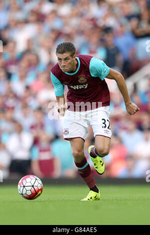 Football - UEFA Europa League - Qualfiying - Premier tour - Premier pied - West Ham United / FC Lusitanos - Upton Park.La Reece Burke de West Ham United Banque D'Images