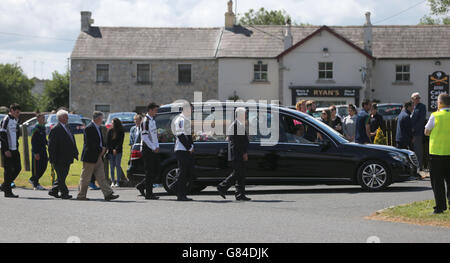 Lorna Carty funeral Banque D'Images