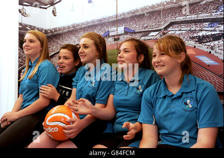 Athlétisme - Sainsbury's School Lancement de jeux avec Jonnie Peacock - Long Eaton Banque D'Images