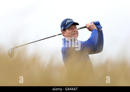 Golf - le championnat ouvert 2015 - première journée - St Andrews.Tom Watson, aux États-Unis, est parti au premier jour du Championnat d'Open 2015 à St Andrews, Fife. Banque D'Images