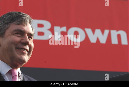 Campagne électorale générale 2005 - lancement de la campagne de l'affiche du Parti travailliste - Battersea. Le chancelier britannique Gordon Brown. Banque D'Images