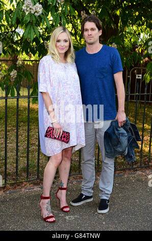 Fearne Cotton et son mari Jesse Wood arrivent à la Serpentine Gallery Summer Party à Hyde Park, Londres. APPUYEZ SUR ASSOCIATION photo. Date de la photo: Jeudi 02 juillet 2015. Le crédit photo devrait se lire comme suit : Ian West/PA Wire Banque D'Images