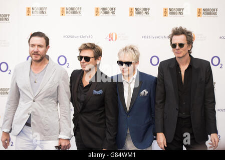 Simon le bon, Roger Taylor, Nick Rhodes et le groupe John Taylorof Duran Duran ont assisté aux prix de la clef d'argent Nordroff Robbins O2 2015 qui ont eu lieu à Grosvenor House, Park Lane, Londres. APPUYEZ SUR ASSOCIATION photo. Date de la photo : vendredi 03 juillet 2015. Le crédit photo devrait se lire comme suit : David Jensen/PA Wire Banque D'Images